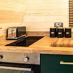 Cliff Stud Retreat - Luxury And Cosy キャンプ場