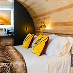 Cliff Stud Retreat - Luxury And Cosy ヘルムスリー