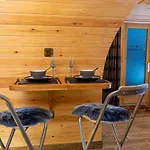 Cliff Stud Retreat - Luxury And Cosy キャンプ場