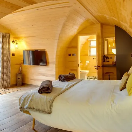 Cliff Stud Retreat - Luxury And Cosy 营地 赫尔姆斯利