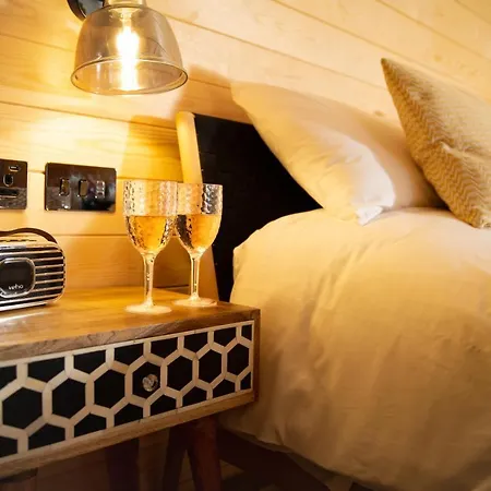 Campsite Cliff Stud Retreat - Luxury And Cosy Helmsley