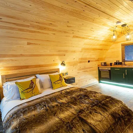 Campsite Cliff Stud Retreat - Luxury And Cosy Helmsley