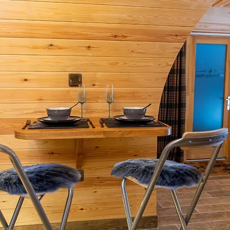 Cliff Stud Retreat - Luxury And Cosy Campsite