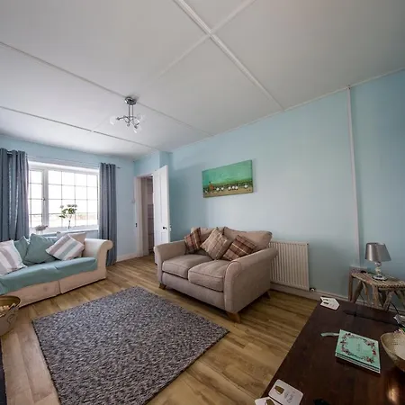 Cliff Stud Retreat - Luxury And Cosy