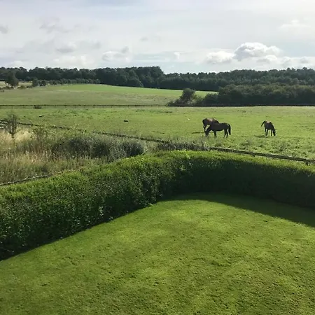 Cliff Stud Retreat - Luxury And Cosy 营地 赫尔姆斯利