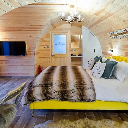 Cliff Stud Retreat - Luxury And Cosy