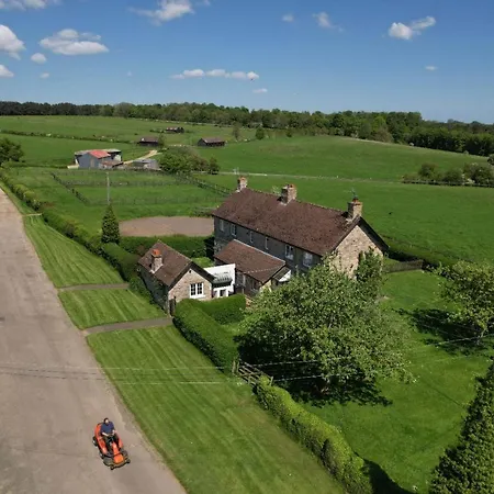 Camping Cliff Stud Retreat - Luxury And Cosy Helmsley